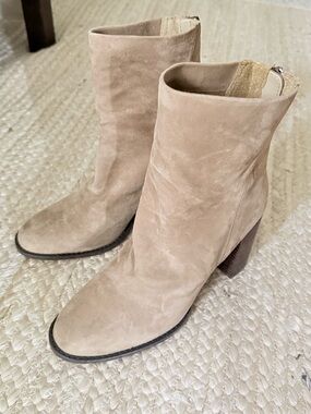 Steve Madden booties